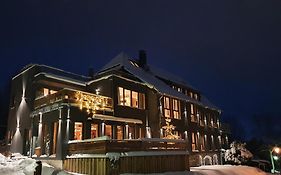 WLodgeOne